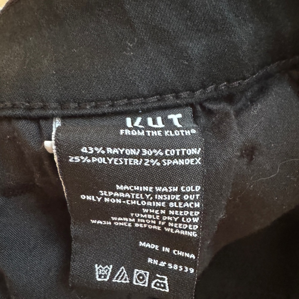 Kut from the Kloth Black Flare & Frayed Hem Jeans so 14 - Picture 12 of 14